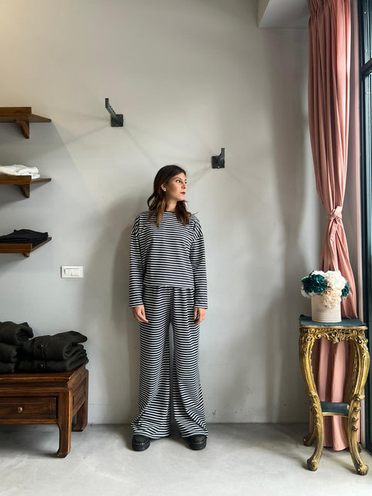 Pantaloni Mia a righe blu e bianche
