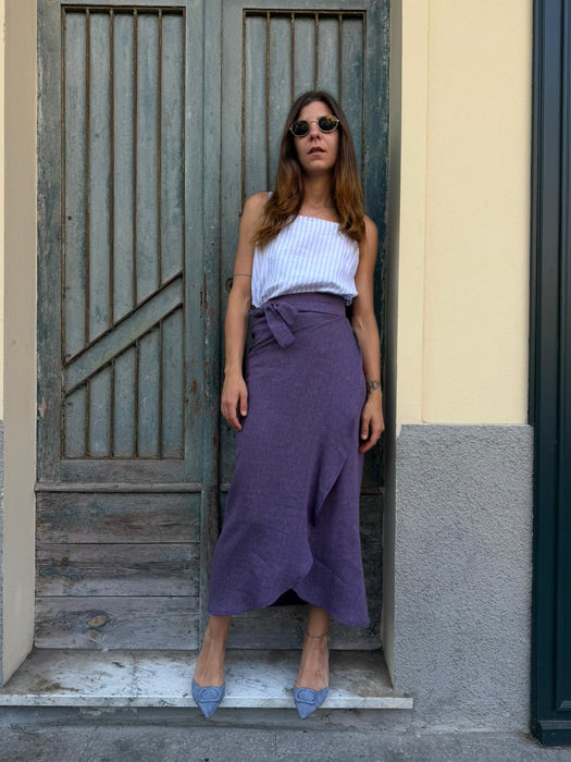 Top Filomena in lino a righe bianche e azzurre
