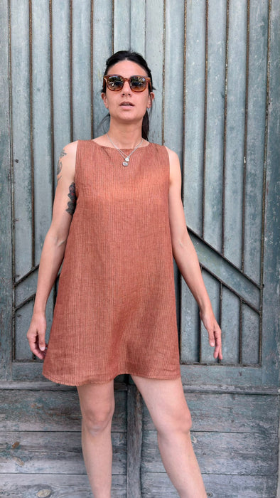 Abito Emilia in lino color terracotta