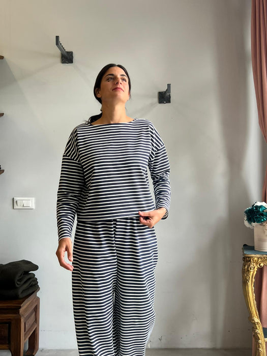 Pantaloni Mia a righe blu e bianche