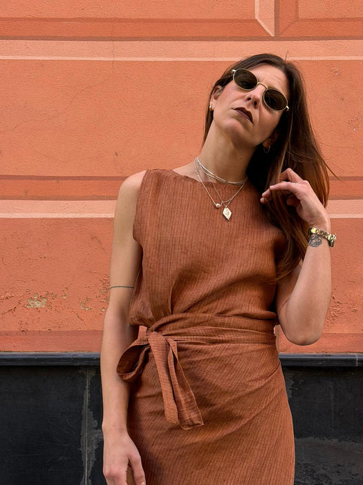 Top Emilia in lino color terracotta