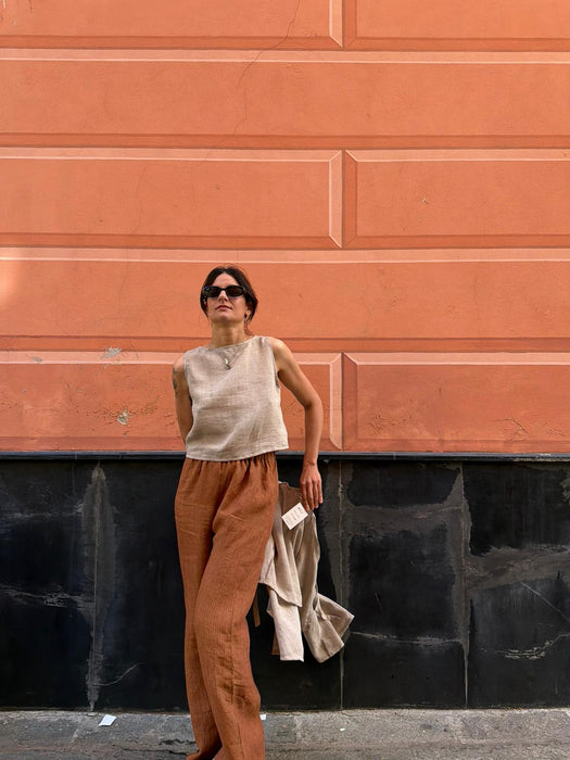Top Emilia in lino color sabbia