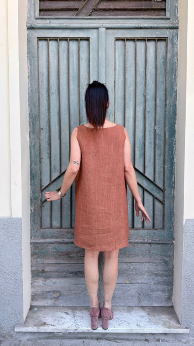 Abito Emilia in lino color terracotta