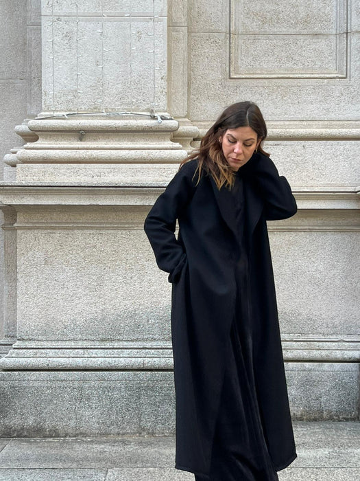 Capospalla Diletta in lana nera