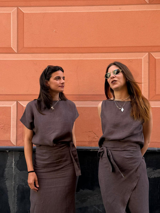Top Emilia in lino marrone testa di moro