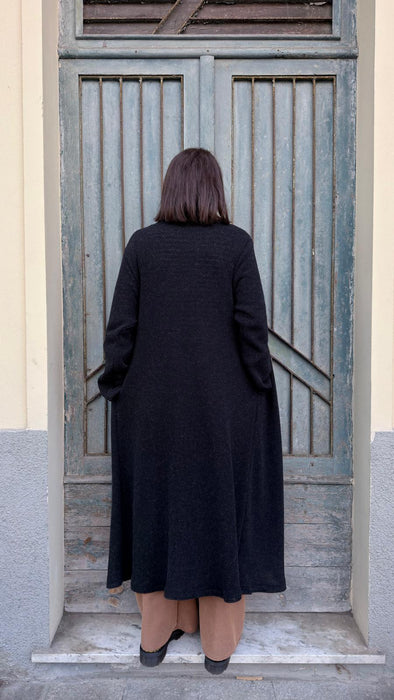 Cardigan Marinella in lana nera