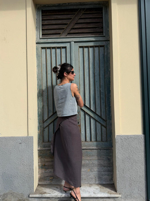 Top Emilia in lino color azzurro polvere