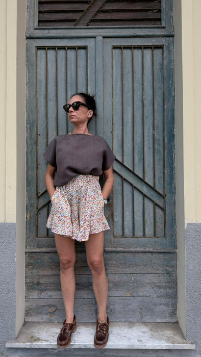 T-shirt Scatoletta in lino marrone testa di moro