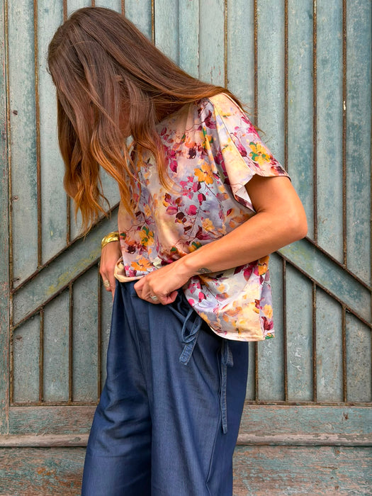 T-shirt Scatoletta a fiori in bamboo