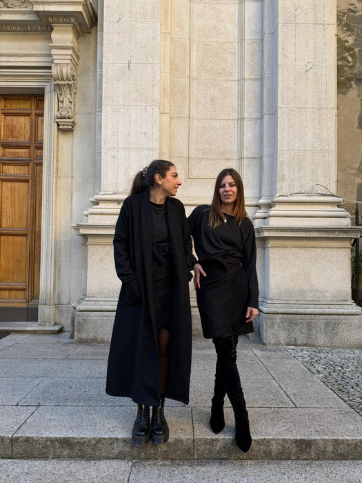 Gonna Matilda corta in panno di lana nero