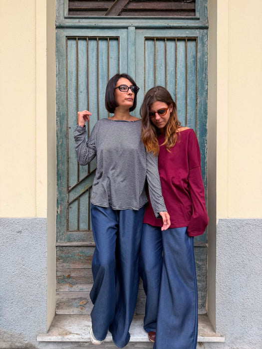 Maglia Carolina a righe grigie e nere