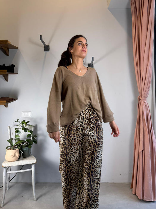 Pantaloni Mia in viscosa leopardata