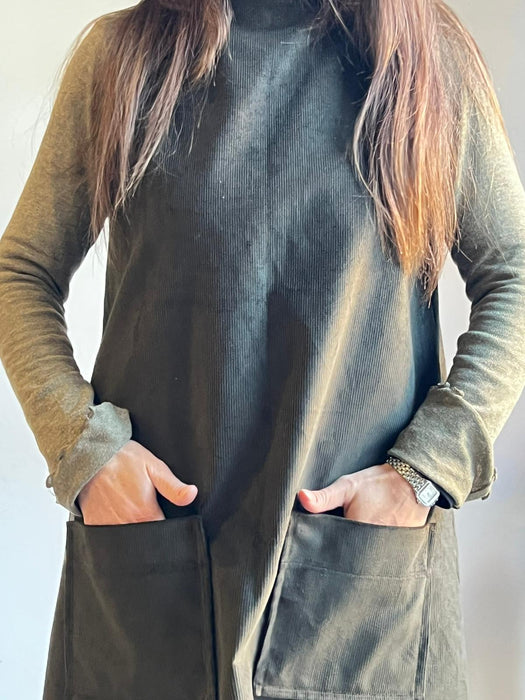 Abito Emilia con tasche in velluto verdone