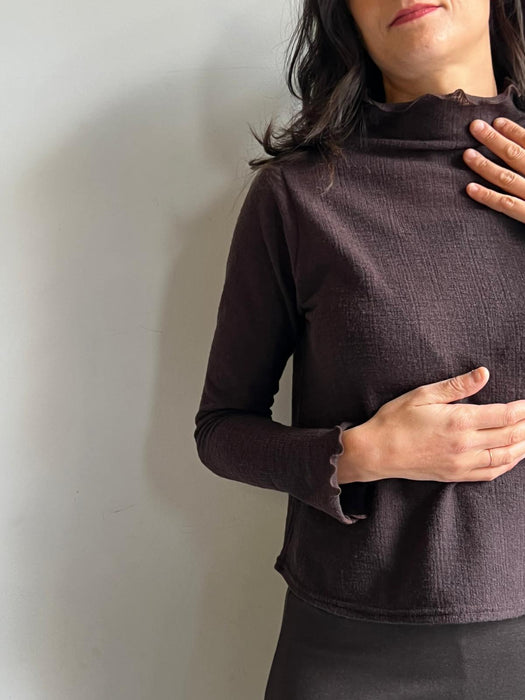 Maglia Nicole in lana sottile marrone