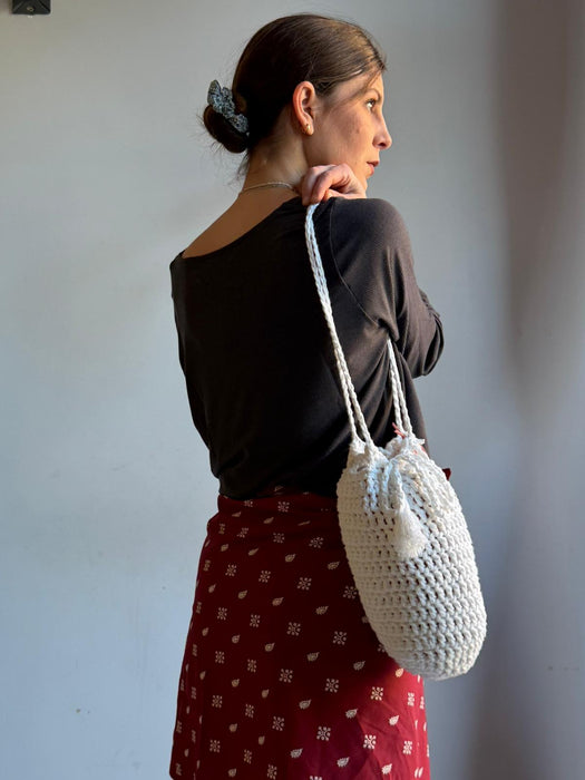 Borsa all’uncinetto in cotone bianco