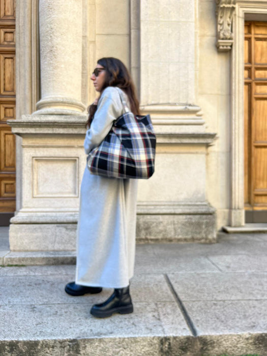 Borsa tartan nera e azzurra