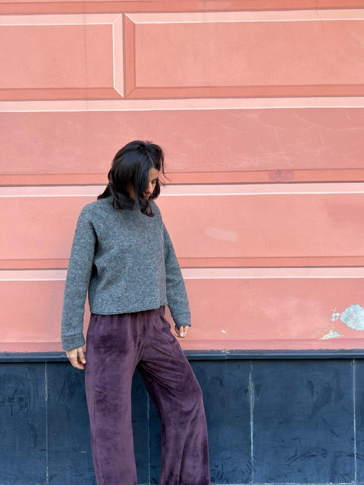 Pantaloni Mia in ciniglia melanzana