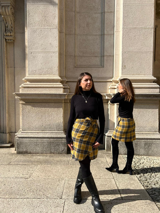 Gonna Matilda corta in lana tartan gialla