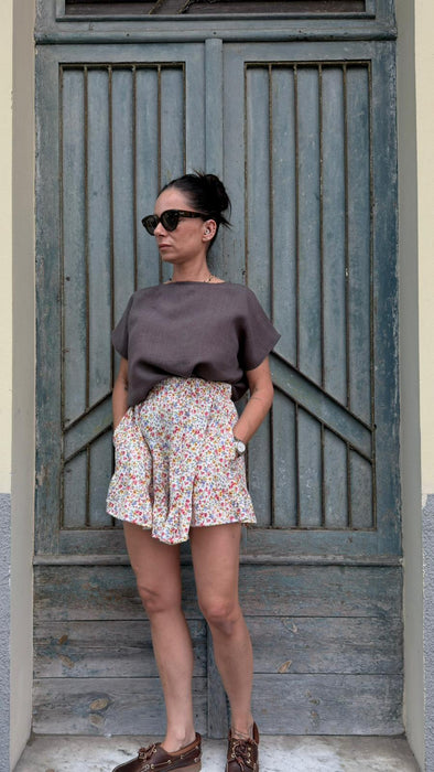 T-shirt Scatoletta in lino marrone testa di moro