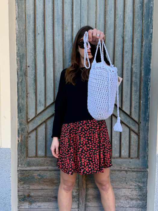 Borsa all’uncinetto in cotone bianco