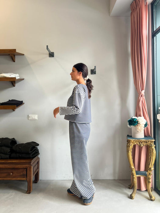 Pantaloni Mia a righe blu e bianche