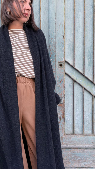 Cardigan Marinella in lana nera