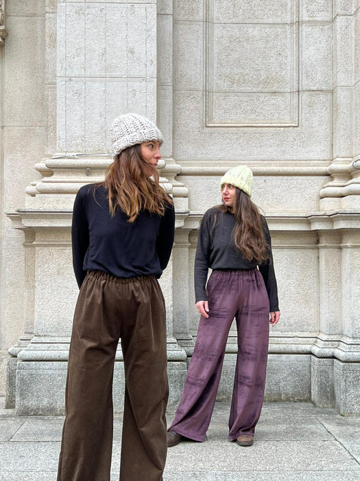 Pantaloni Mia in ciniglia melanzana