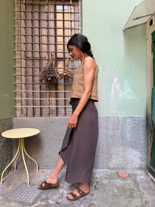Top Emilia in lino color ocra/senape