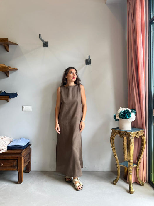 Abito Emilia lungo in lino marrone chiaro