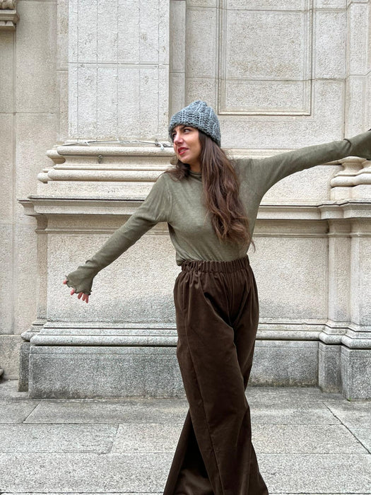 Pantaloni Mia in velluto marrone tabacco