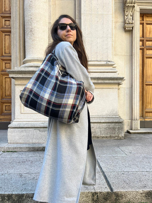 Borsa tartan nera e azzurra