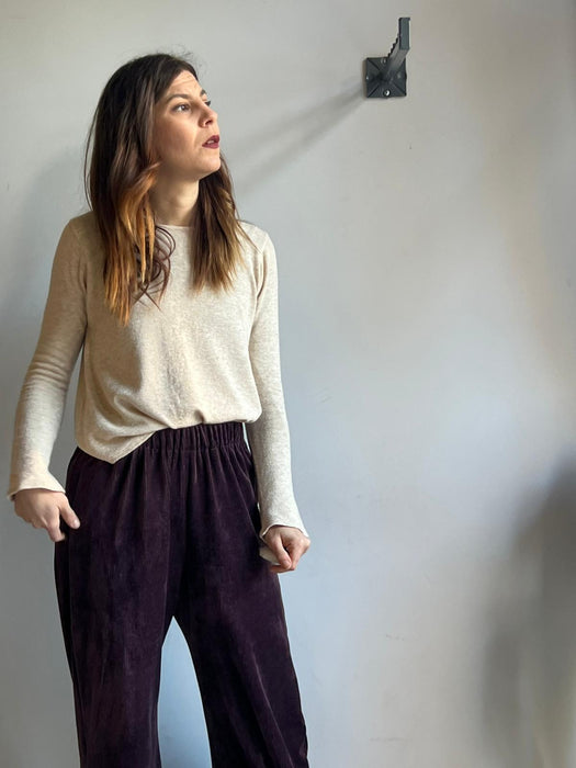 Pantaloni Mia in ciniglia melanzana