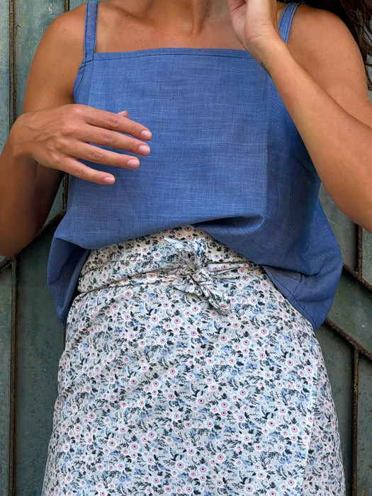 Top Filomena in cotone azzurro