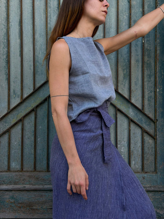 Top Emilia in lino azzurro jeans