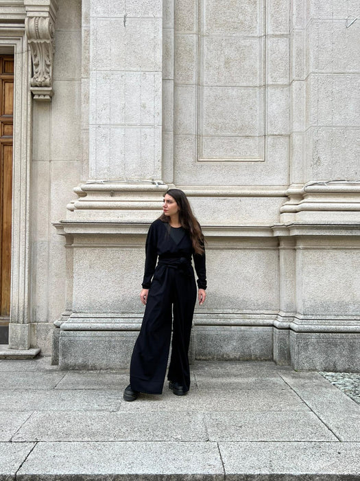 Tuta Magda a  manica lunga nera