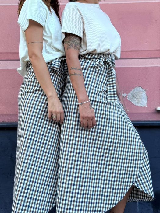 Gonna Matilda lunga a quadretti blu e marrone