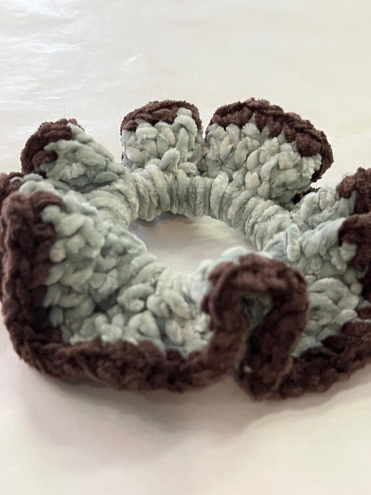 Fifì all’uncinetto in ciniglia