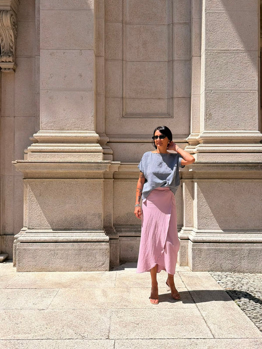 T-Shirt Scatoletta in lino azzurro jeans