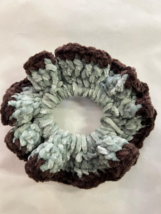 Fifì all’uncinetto in ciniglia