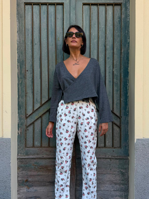 Pantaloni Asia a fiorellini
