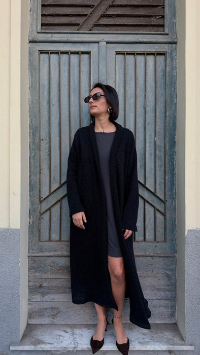 Cardigan Marinella in lana nera