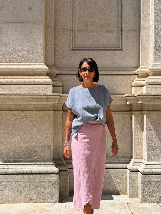 T-Shirt Scatoletta in lino azzurro jeans