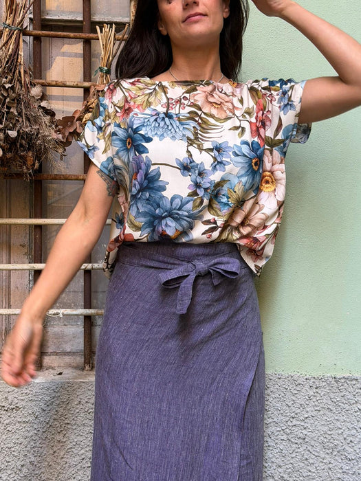 T-shirt Scatoletta in viscosa a fiori