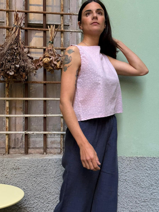 Top Emilia in cotone rosa cipria ricamato
