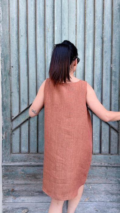 Abito Emilia in lino color terracotta
