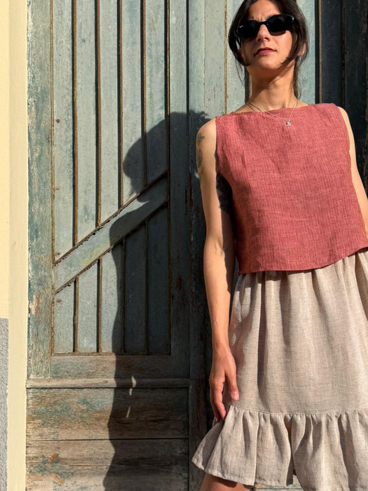Top Emilia in lino color lampone