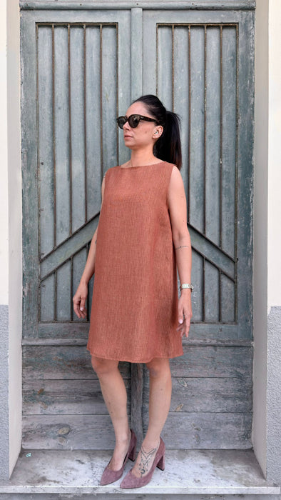 Abito Emilia in lino color terracotta
