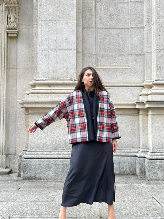 Giacca kimono double face in lana nere e tartan