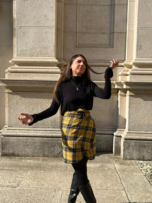 Gonna Matilda corta in lana tartan gialla