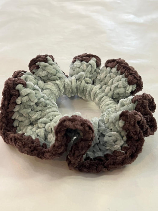 Fifì all’uncinetto in ciniglia